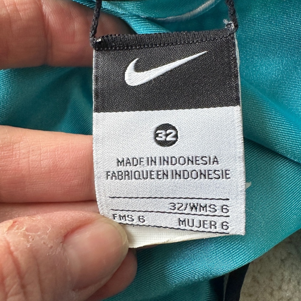 Nike Bikini - Picture 4 of 6